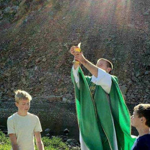 Meet your Posher, Fintan